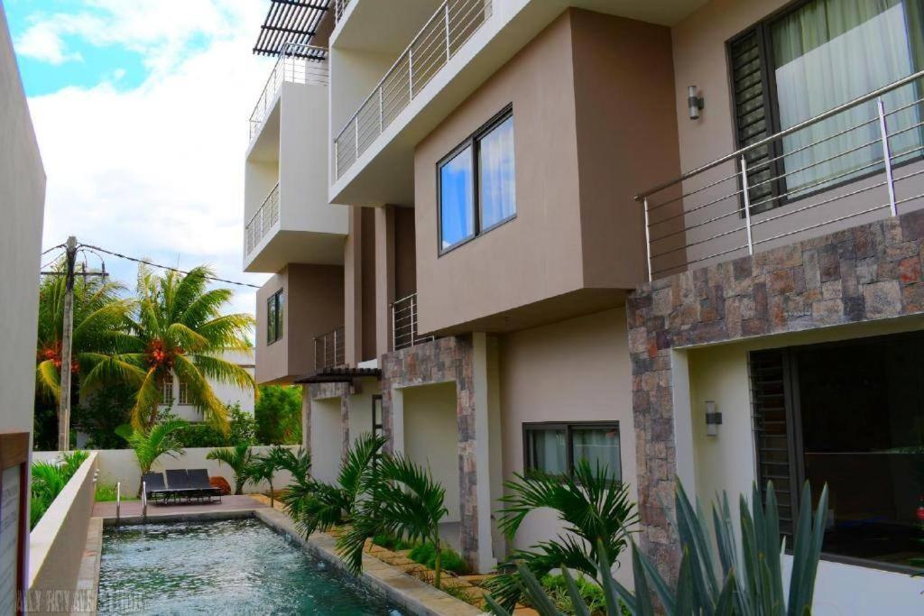 Modern And Cosy Condo: Westwood Apartments Flic en Flac Екстер'єр фото
