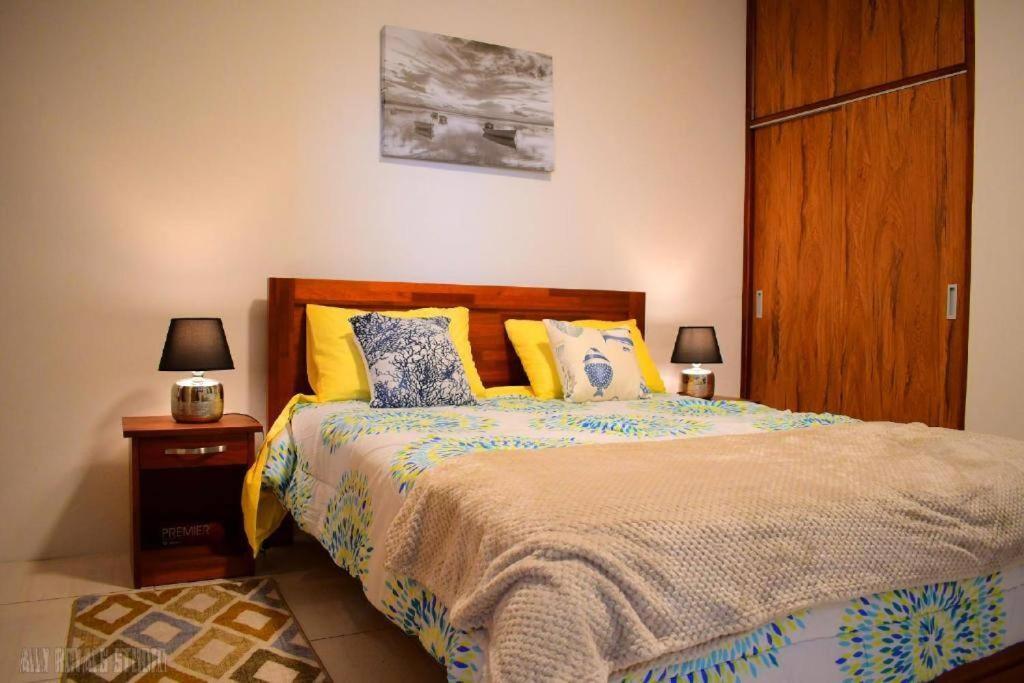 Modern And Cosy Condo: Westwood Apartments Flic en Flac Екстер'єр фото