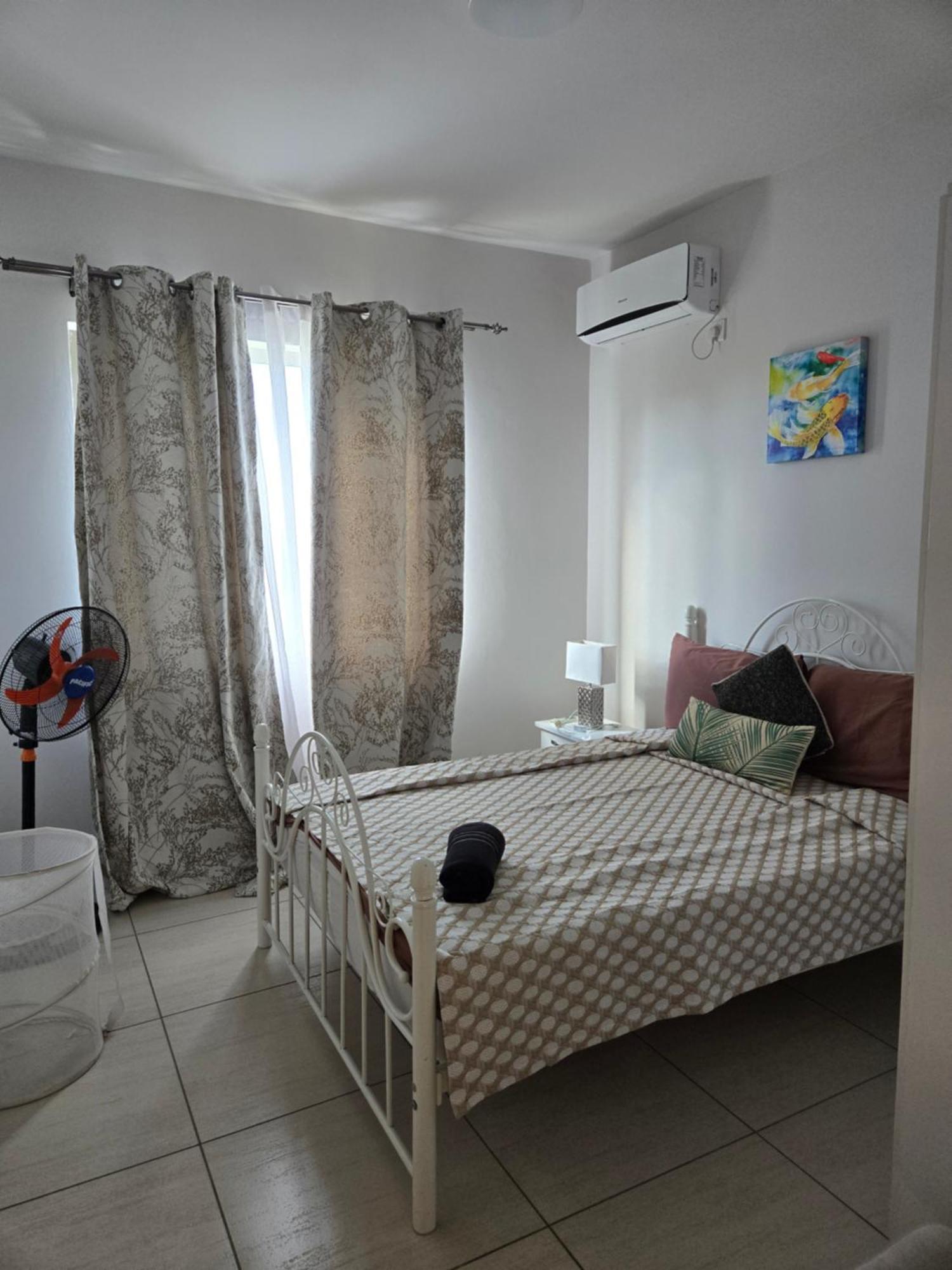 Modern And Cosy Condo: Westwood Apartments Flic en Flac Екстер'єр фото